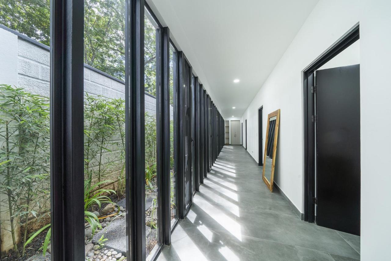 Playa Potrero - New Modern House, Pool In Guitar Shape - Casa Guitarra Vila Exterior foto